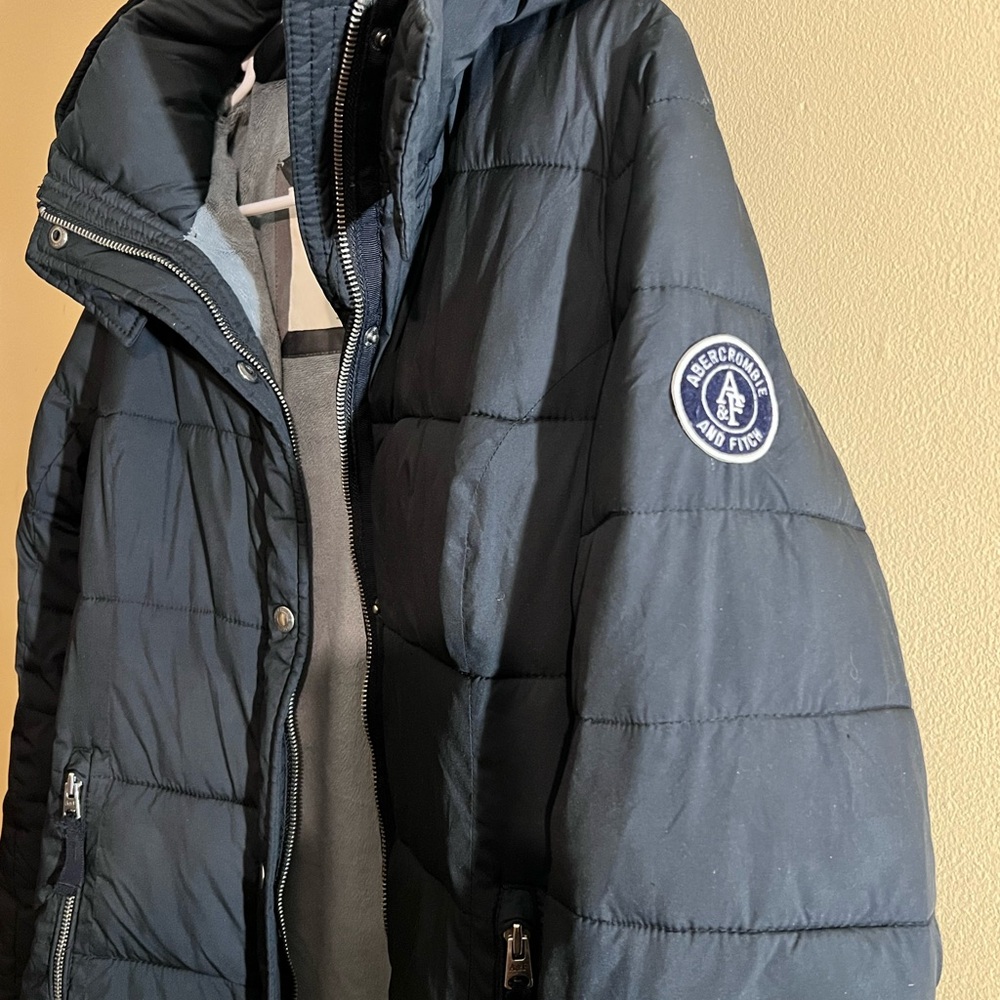 Abercrombie & Fitch Black Puffer Jacket - Picture 4 of 7